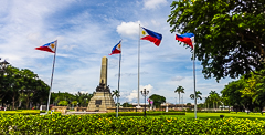 Rizal Park - Photo by Len