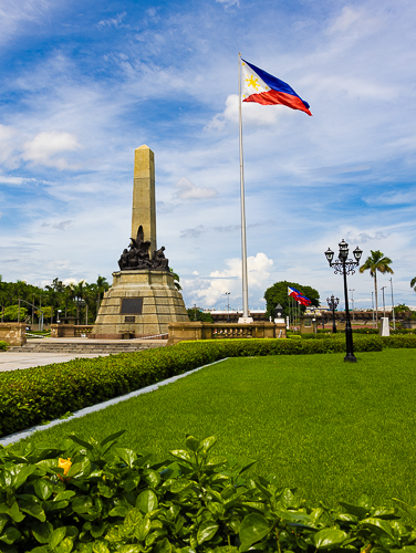 Jose Rizal Monument - Photo by Len