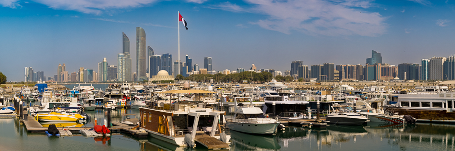Abu Dhabi Cityscape - Photo by Len